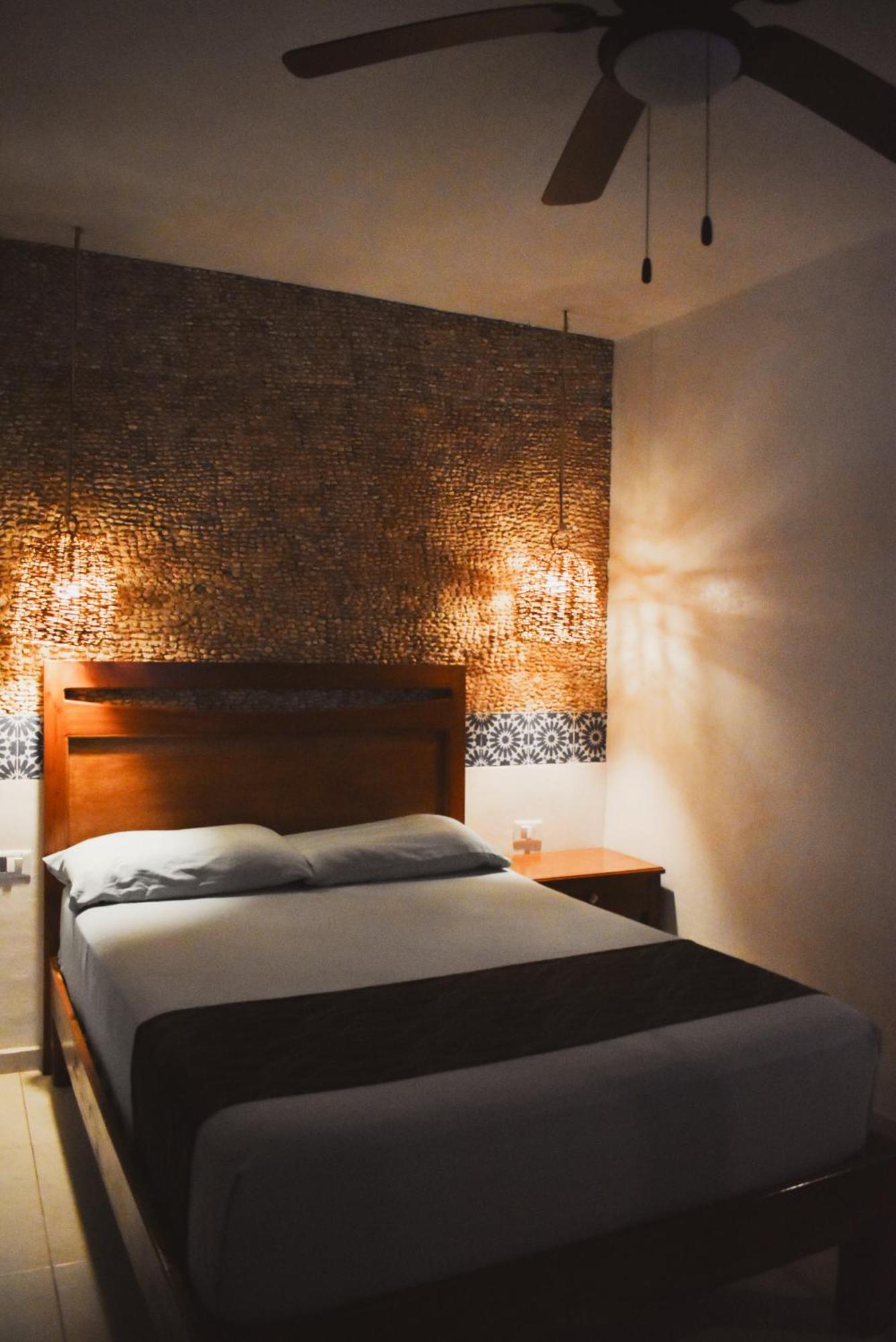 Hotel Boutique Bugambilias バリャドリッド エクステリア 写真